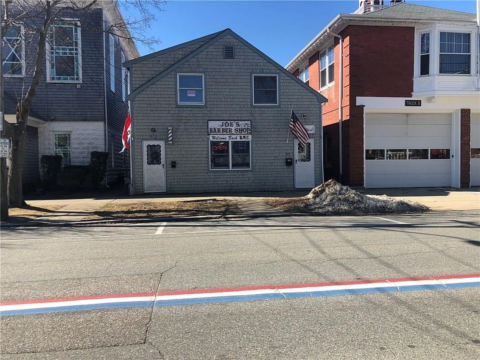2nd image of 213 High St