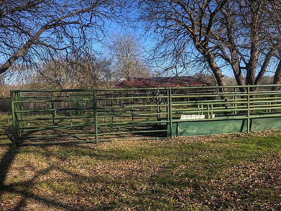 3rd image of 10 S Holland Rd