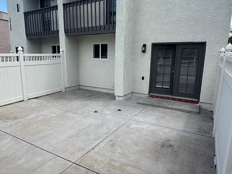 1725 E Pepper Cir #1 — Photo 14