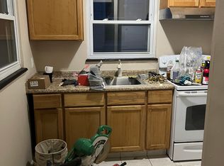 4413 Archmere Ave, Cleveland, OH 44109