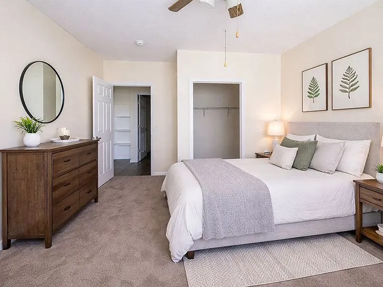 RESERVE AT LAKEVIEW — Photo 14