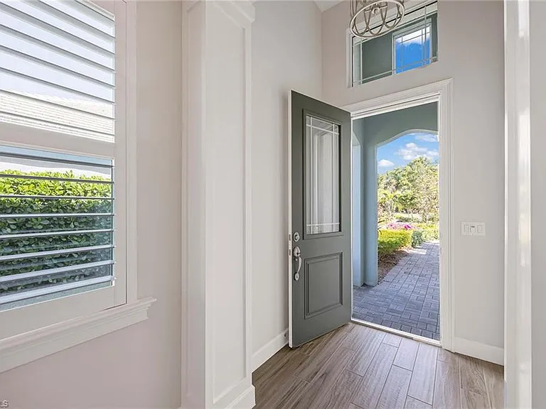 5626 Elbow Ave — Photo 5