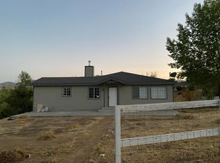 21112 Country Club Dr, Tehachapi, CA 93561