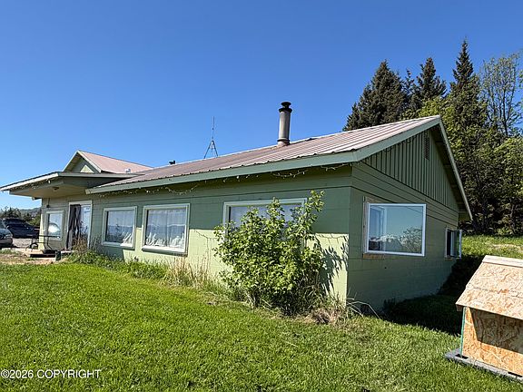 5th image of 40035 Fernwood Dr
