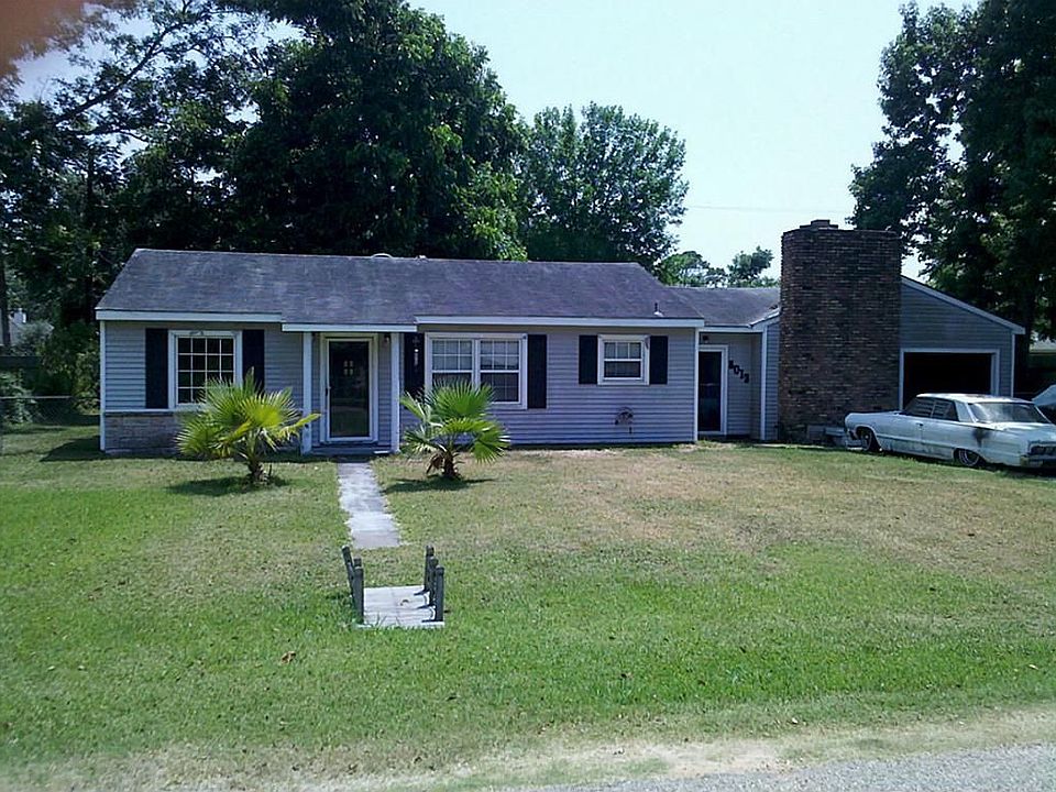 1st image of 8013 White Ave