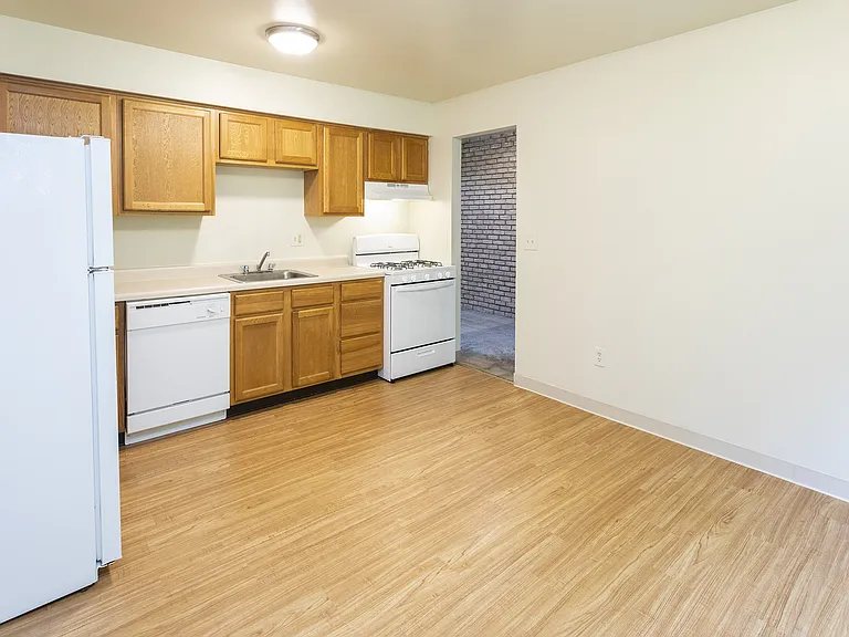 White Oak Village: Townhomes
