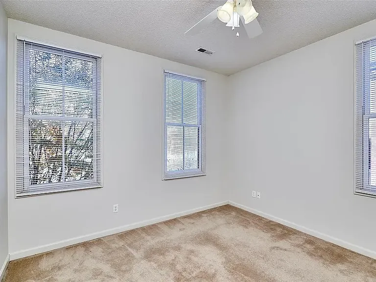 3311 Domain St #2 — Photo 10