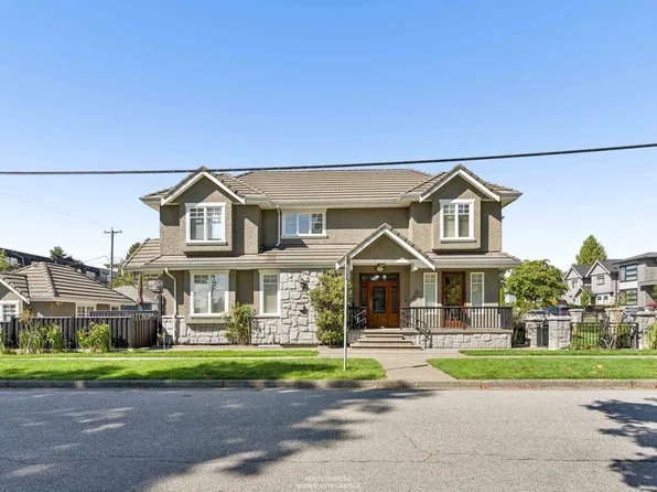 255 Carleton Ave, Burnaby, BC V5C 6S9