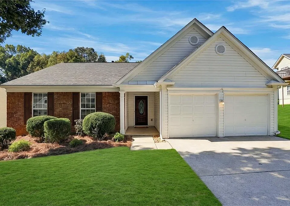 136 Park Forest Dr NW