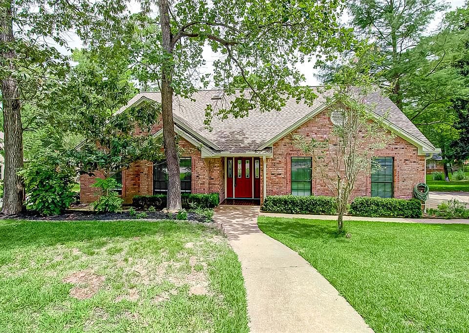 1st image of 1944 Foxbriar Dr