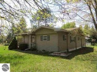 8763 Ora Lake Rd, Hale, MI 48739