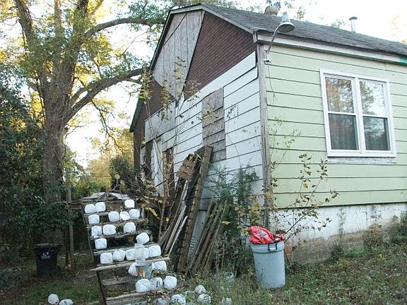 2nd image of 1900 2nd Ave