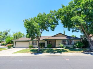 301 Yuba Ridge Ln, Modesto, CA 95354