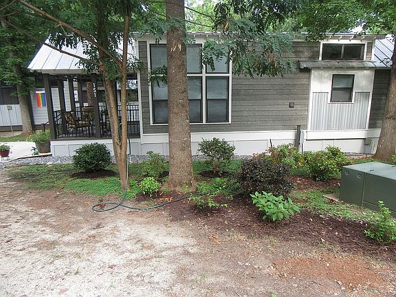2nd image of 151 Lakewalk Dr