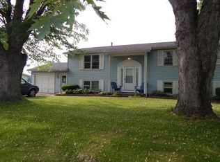 17265 Sand Rd, Kendall, NY 14476