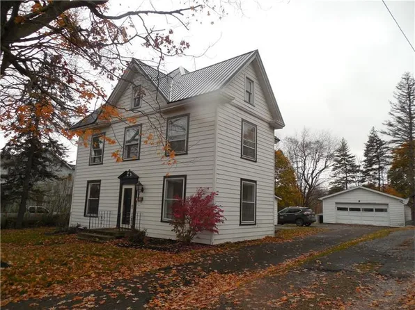 26 N Main St, Greenville, PA 16125