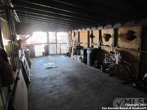 4th image of 1908 San Patricio St