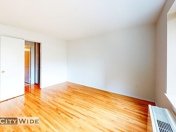 3rd image of 207 E 30th St APT 7F
