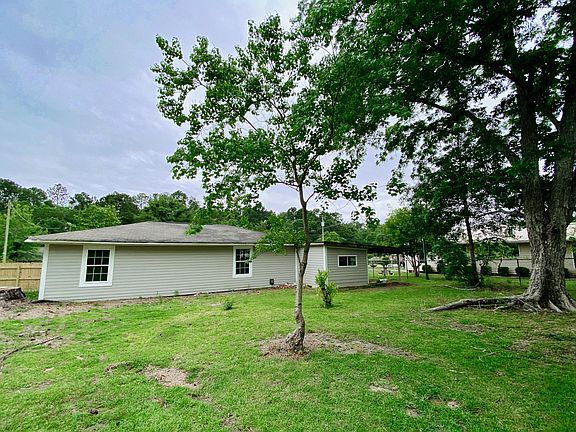 2nd image of 16216 Crestview Dr