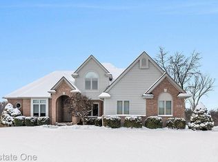 10367 Northridge Ct, White Lake, MI