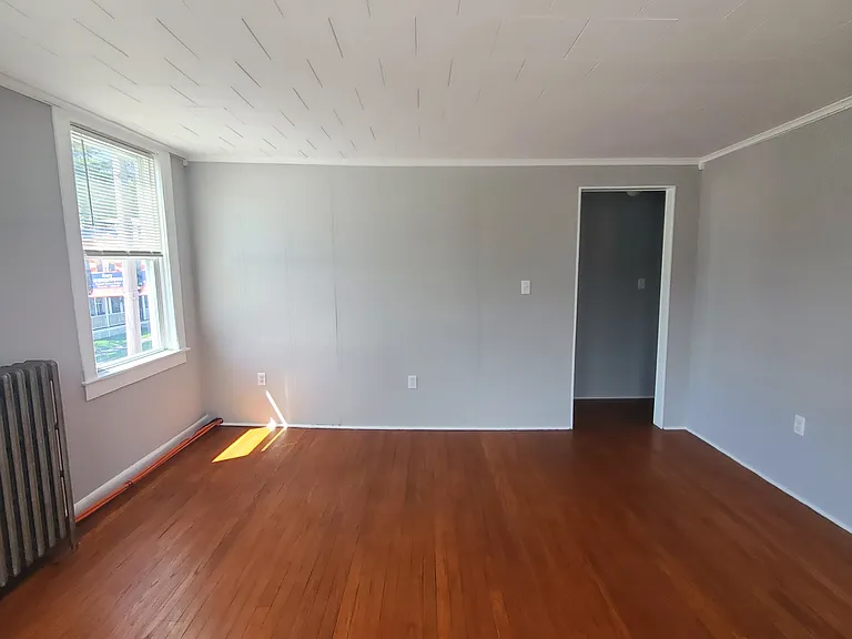 9553 Main St #2 — Photo 8