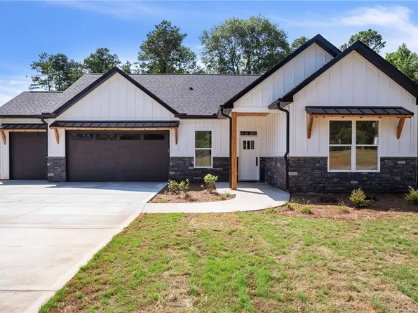 1516 Asbury Park Rd, Anderson, SC 29625