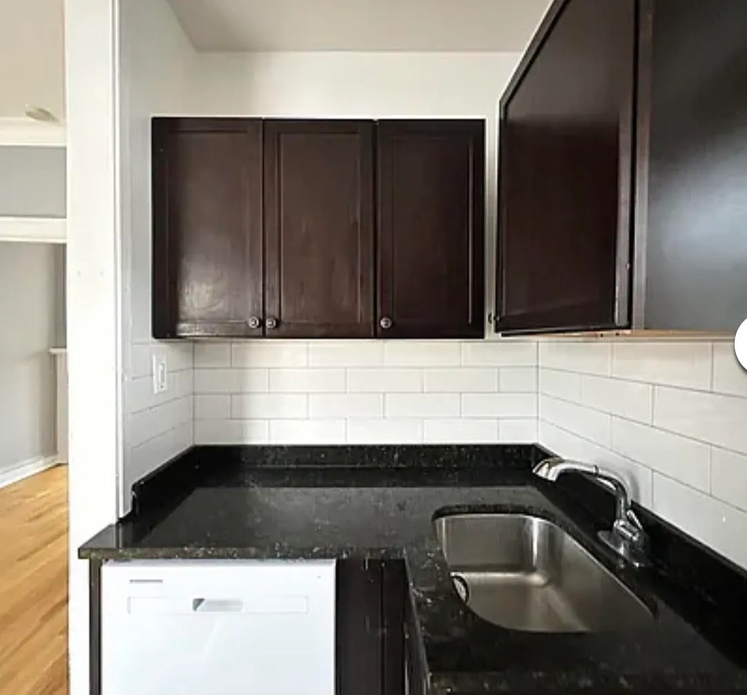 1 bed, 750 sqft, $1,650 — Photo 3