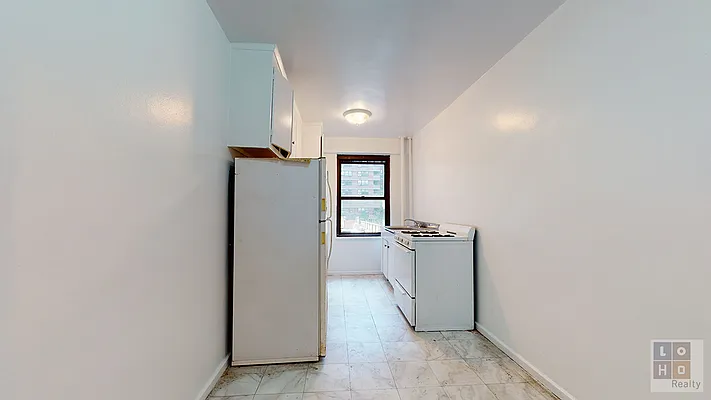 Sold by LoHo Realty | media 4