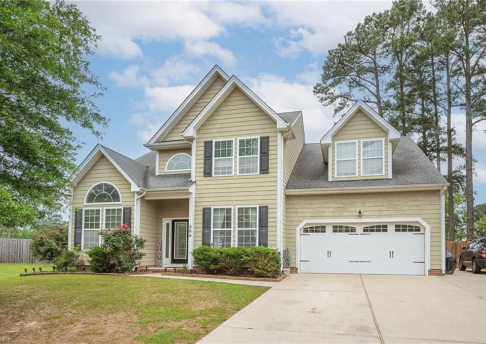 1st image of 204 Tracy Dr