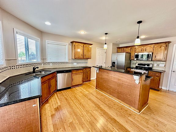 5th image of 357 Woodtrace Dr