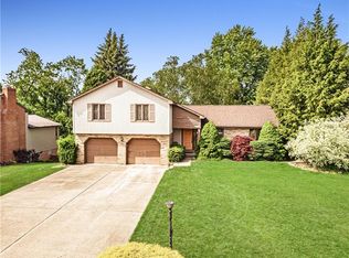 1640 Citation Dr, South Park, PA 15129