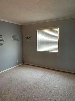 2 bed, 1000 sqft, $1,800 — Photo 2