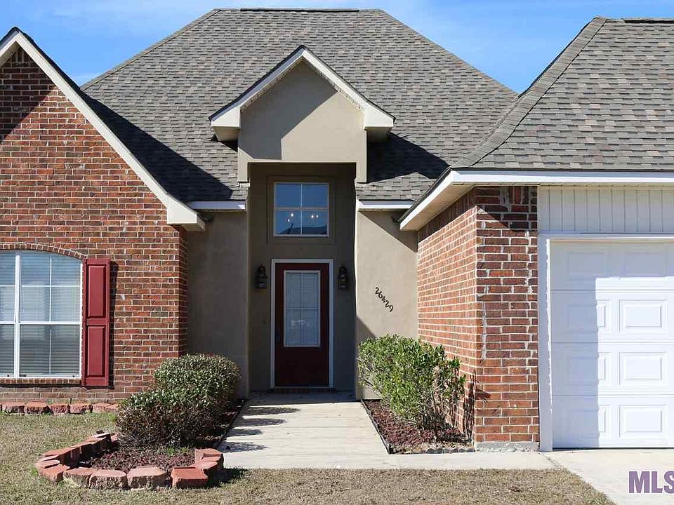 1st image of 26429 Greenwood Dr