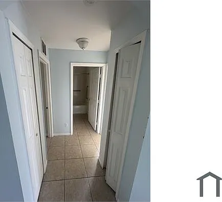 2202 NE 6th St — Photo 3