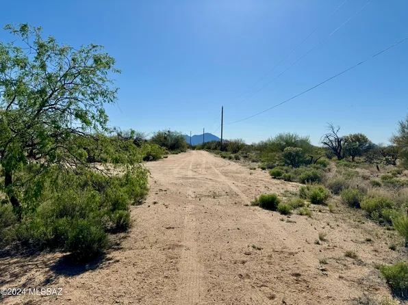 16240 W Cougar Pl, Tucson, AZ 85736