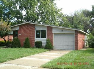 30248 Hennigan St, Roseville, MI 48066