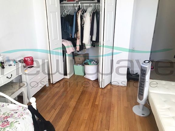 4th image of 149 Park Dr #9