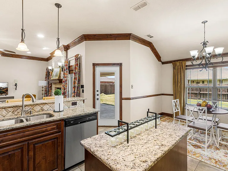 1326 Briar Cliff Path — Photo 38