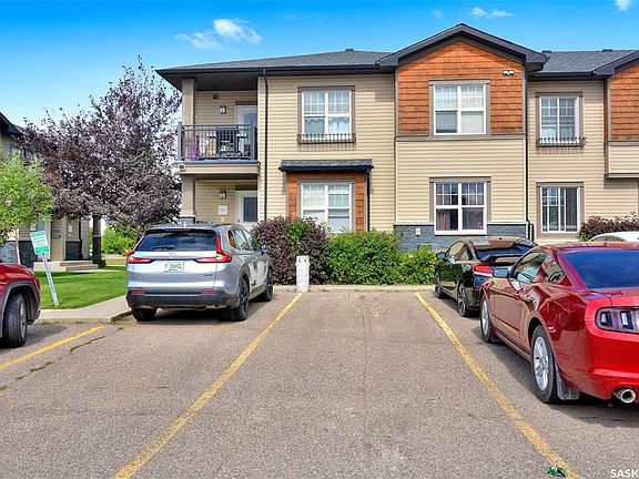 3rd image of UNIT 111-3011 McClocklin ROAD