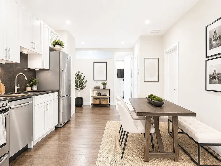 423 West St #1R — Photo 2