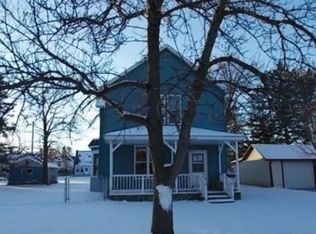 307 4th St NE, Little Falls, MN 56345