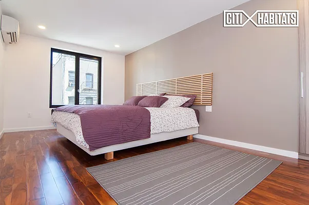 Sold by Citi Habitats | media 14