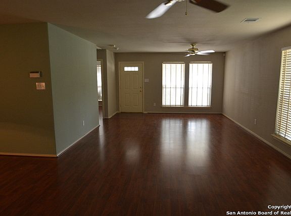 2nd image of 7634 Maycrest