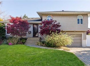 1801 White St, Bellmore, NY 11710