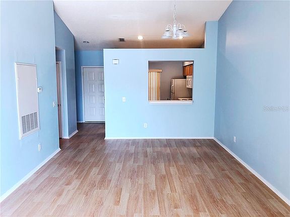 5th image of 13402 Fairway Glen Dr APT 204
