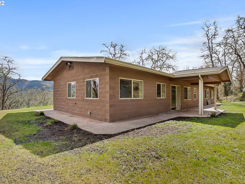 9700 Roberts Creek Rd, Roseburg, OR 97470 MLS 22248307 Zillow