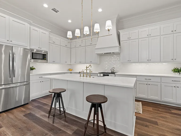 400 Villager Ave — Photo 13