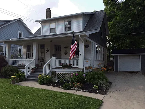 117 E Friendship St Photo 1