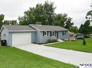 5719 Larimore Ave, Omaha, NE 68104