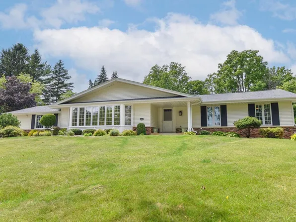 15350 High Knoll LANE, Brookfield, WI 53005